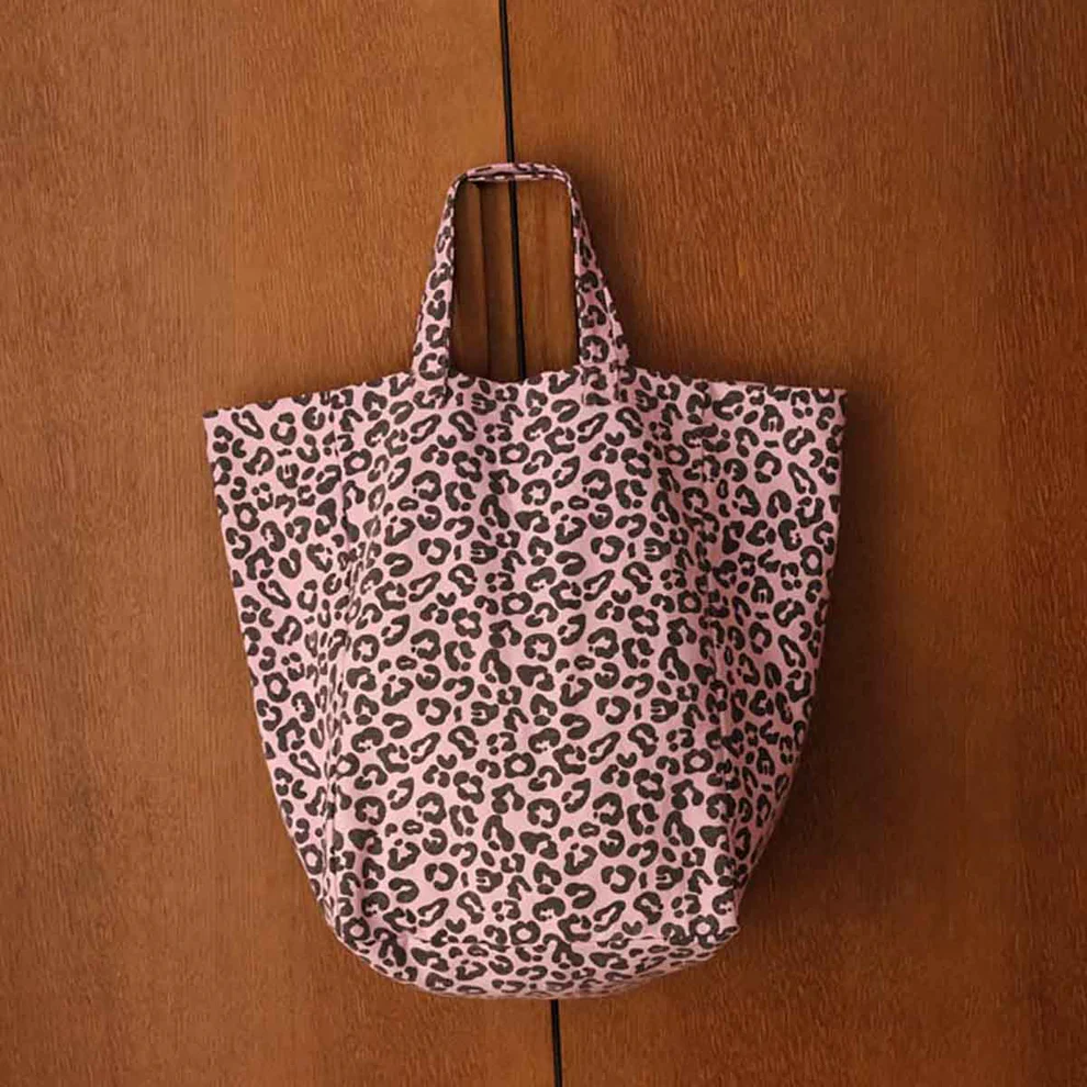 
                  
                    ELISABETH Bubble Pink Graou Tote Bag
                  
                