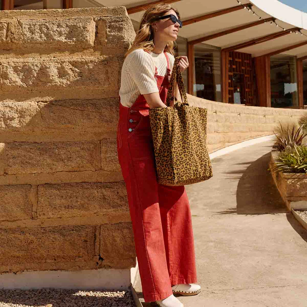 
                  
                    ELISABETH Caramel Graou Tote Bag
                  
                