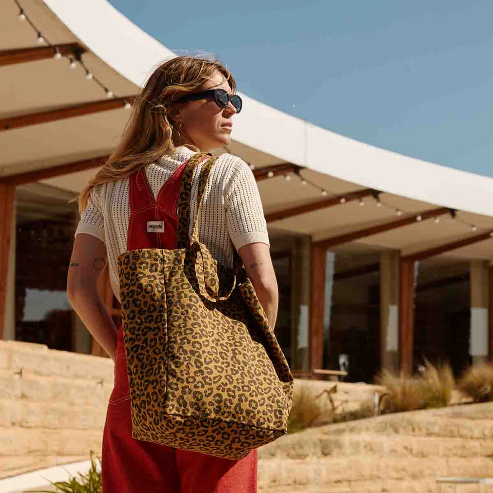 
                  
                    ELISABETH Caramel Graou Tote Bag
                  
                