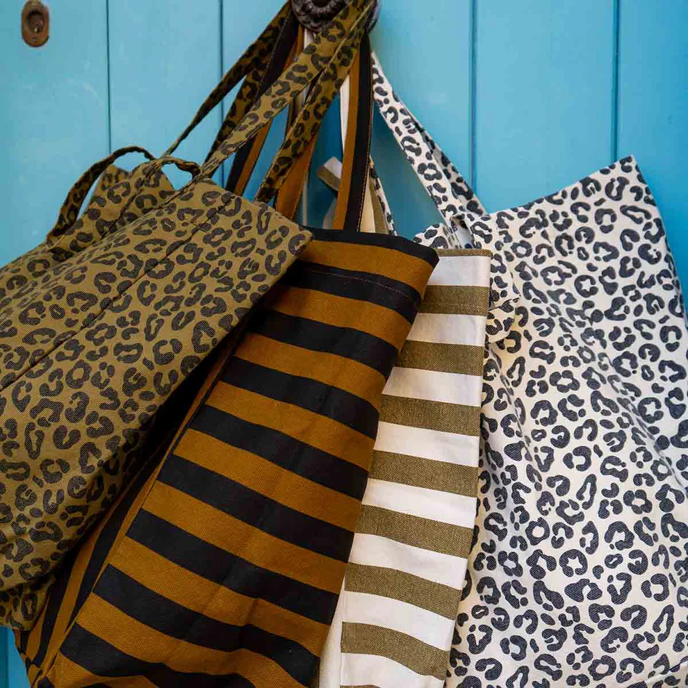 
                  
                    ELISABETH Greige Graou Tote Bag
                  
                