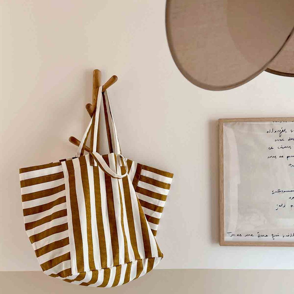 
                  
                    ELISA Caramel Stripe Print Bag
                  
                