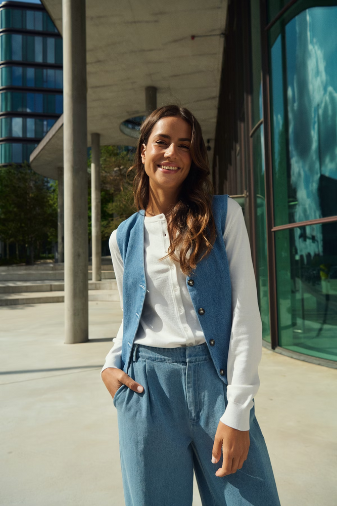 
                  
                    JACLYNSZ  Smoke Blue  Casual Trousers
                  
                