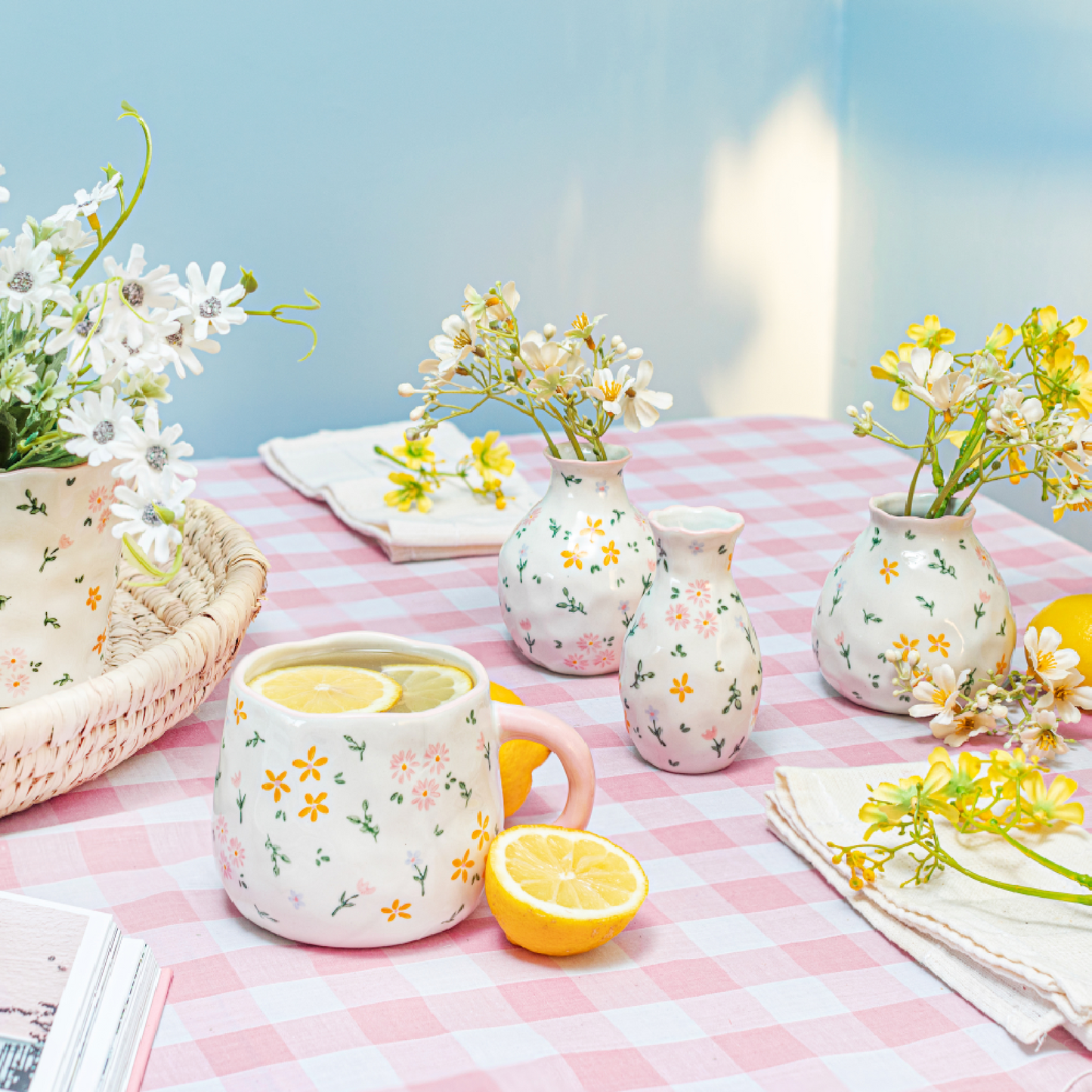
                  
                    Ditsy Floral Mug
                  
                