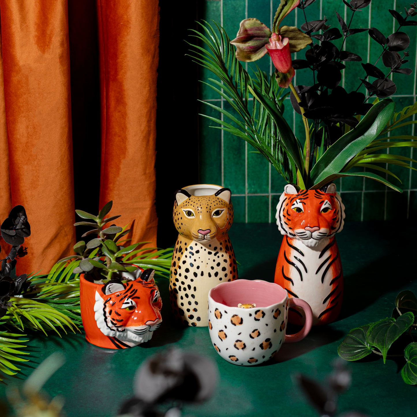 
                  
                    Surprise Leopard Mug
                  
                