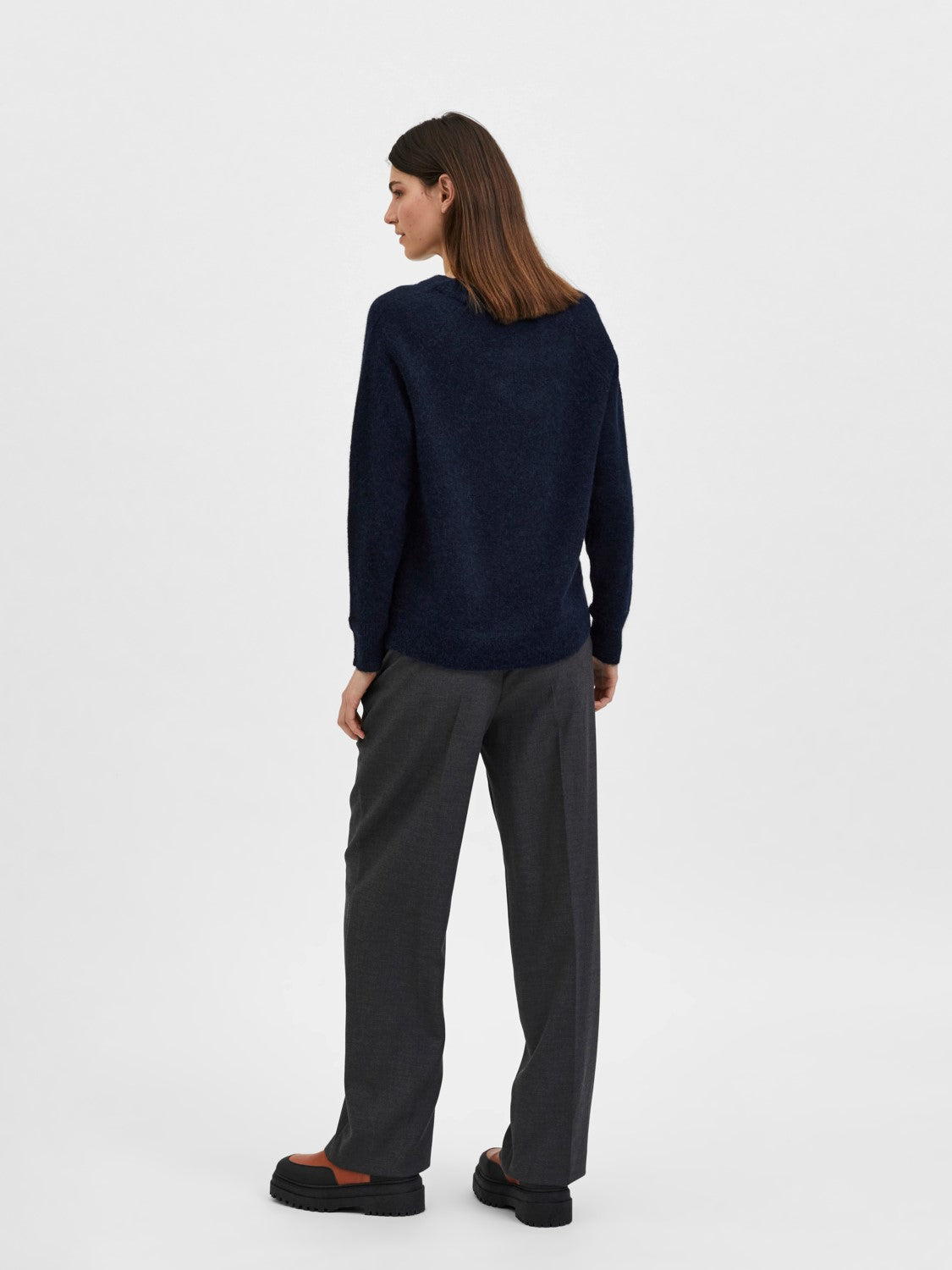 
                  
                    SLFLULU – Strickpullover mit Rundhalsausschnitt und dunkler Saphir-Melange
                  
                