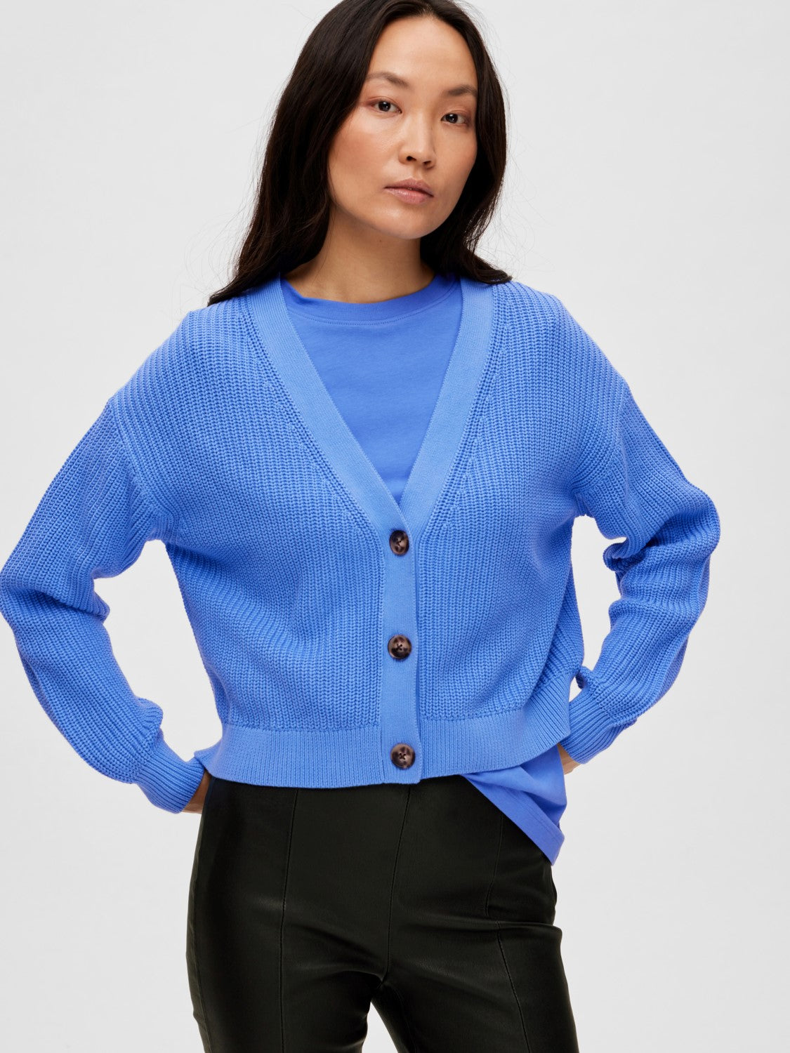 
                  
                    SLFESSENTIAL Ultramarine O-Neck T-Shirt
                  
                
