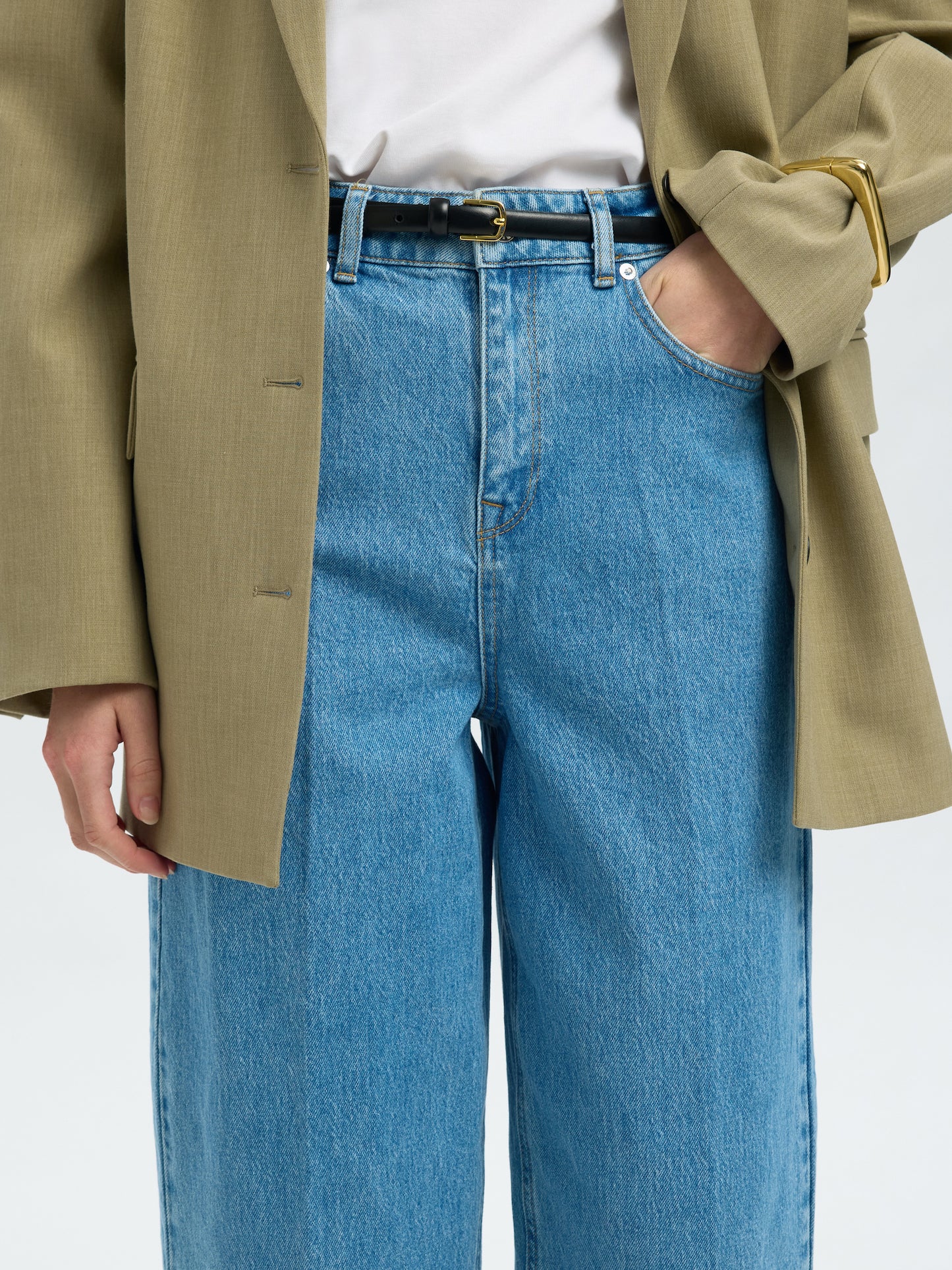 
                  
                    SLFBARREL LIVA-KORI Hellblaue Jeans
                  
                