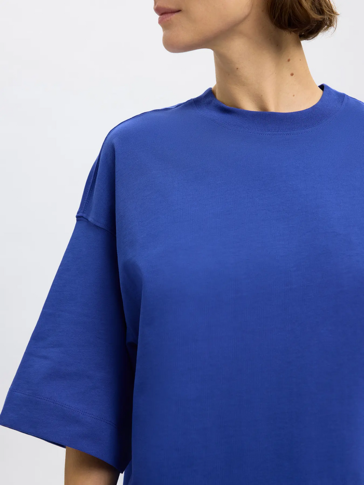 
                  
                    SLFCOLWOMAN Dazzling Blue 2/4 Oversized T-Shirt
                  
                