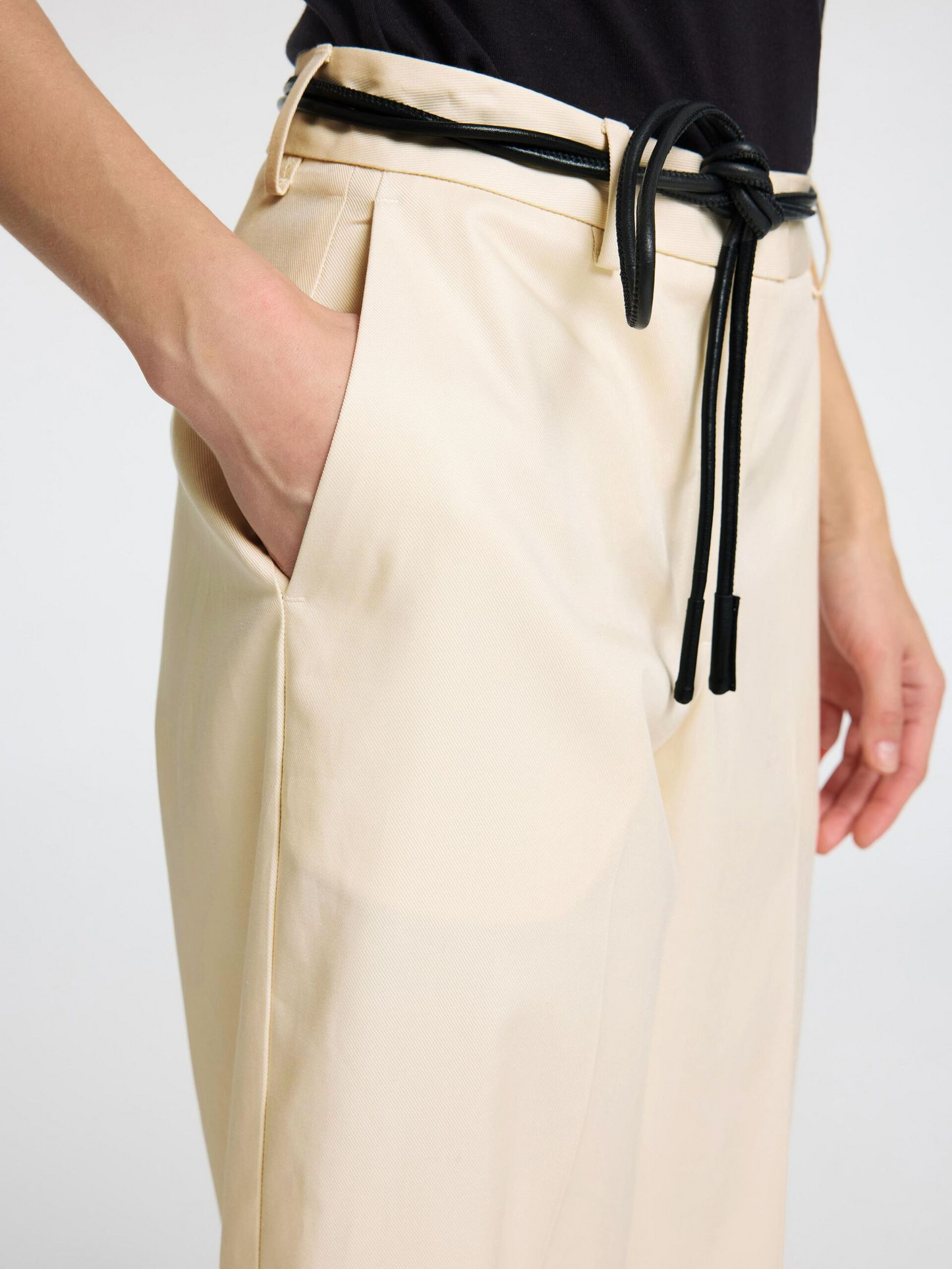 
                  
                    SLFDORA-MERLA Birch Barrel Trousers
                  
                