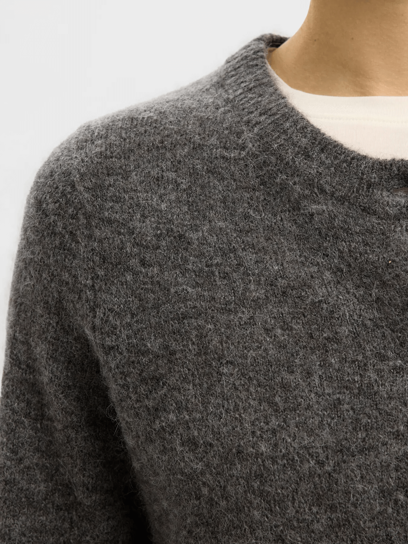
                  
                    SLFLULU Mittelgraue Melange-Strickjacke
                  
                