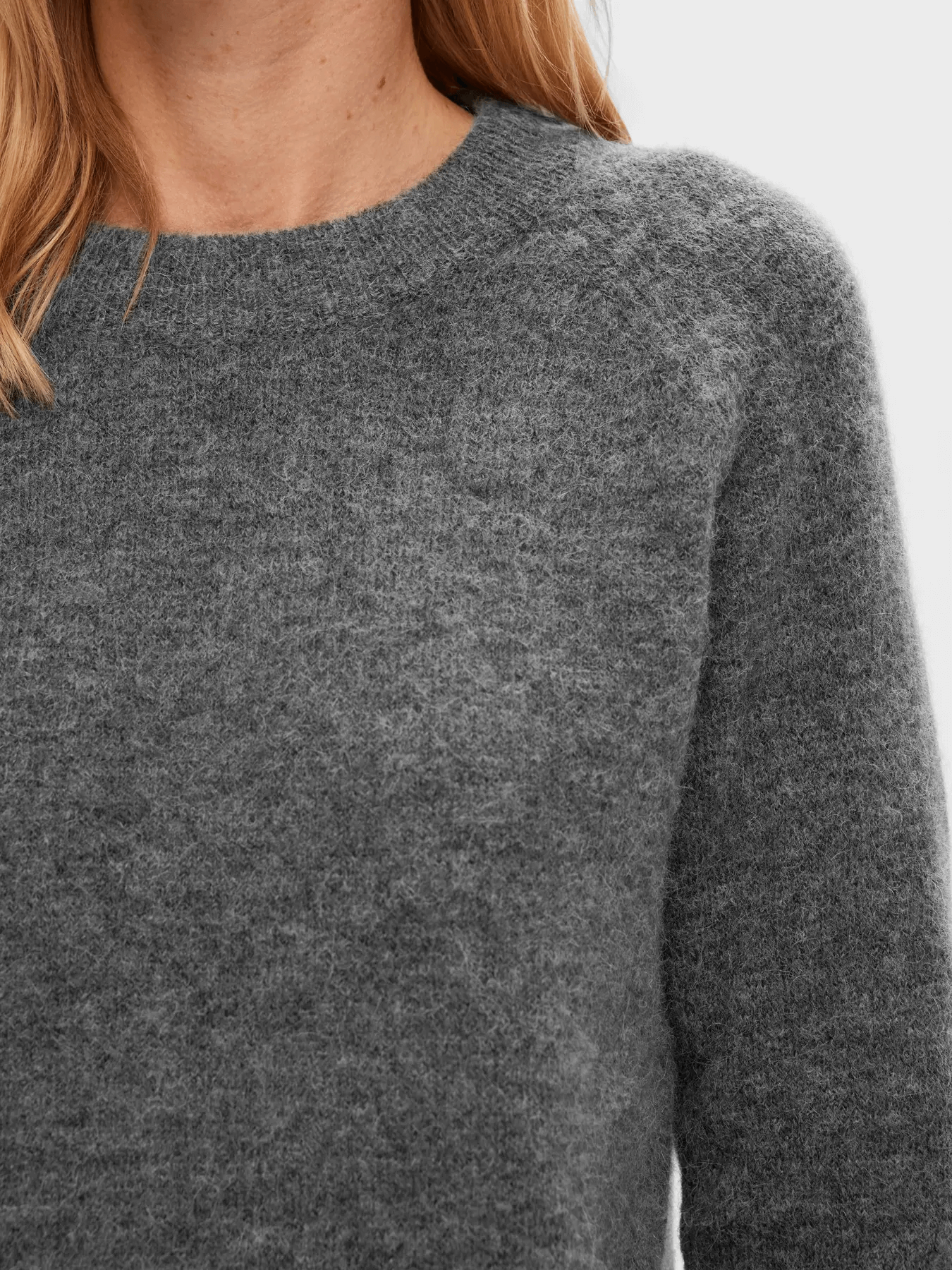 
                  
                    SLFLULU Mittelgrauer Melange-Strickpullover mit Rundhalsausschnitt
                  
                