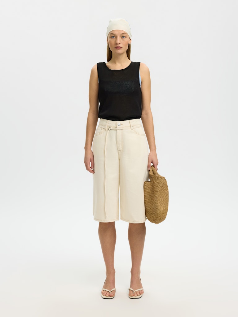 
                  
                    SLFMOON Schwarzes ärmelloses Stricktanktop
                  
                