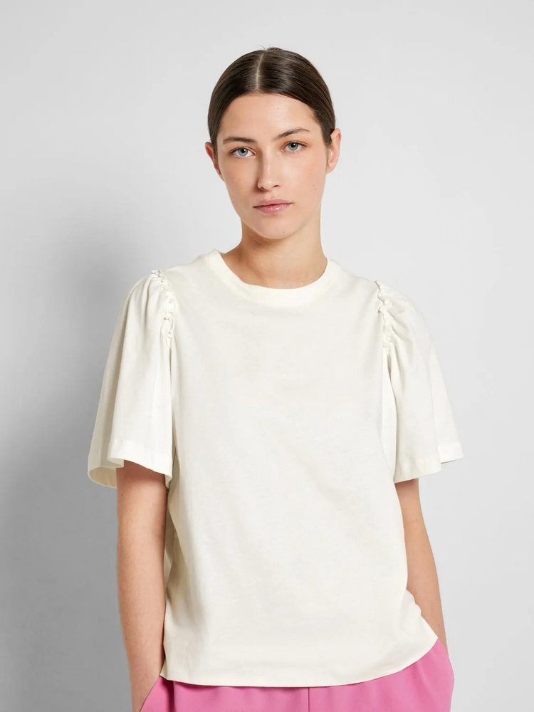 
                  
                    SLFPENELOPE – Schneeweißes 2/4-Rüschen-T-Shirt
                  
                