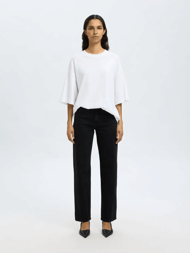 
                  
                    SLFWIDE BEA-KORI Schwarze Jeans mit hoher Taille
                  
                