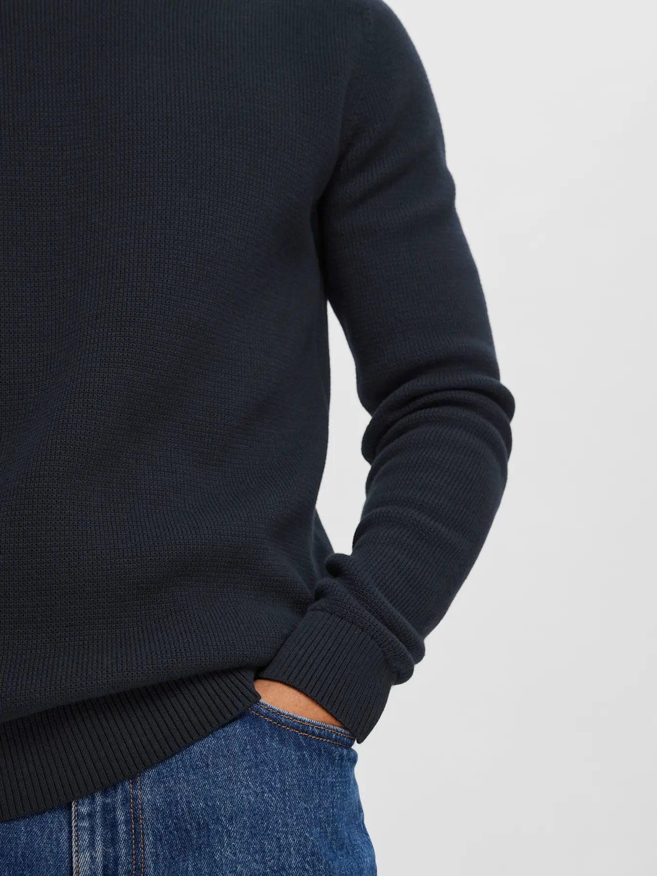
                  
                    SLHDANE – Sky Captain – Strickpullover mit Rundhalsausschnitt
                  
                
