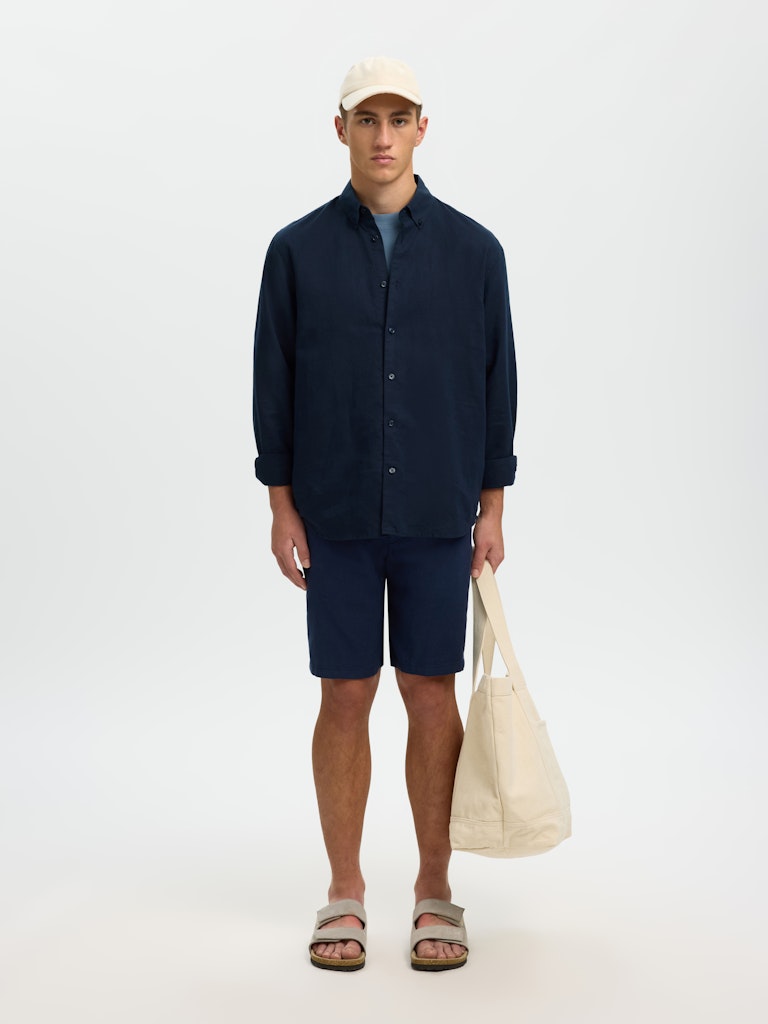 
                  
                    SLHREGCLAY Sky Captain Leinenhemd
                  
                