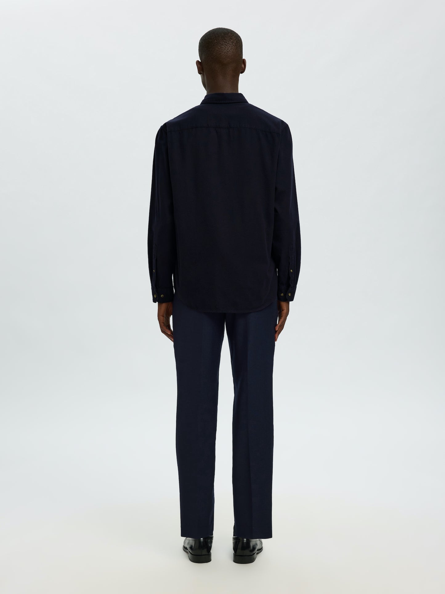 
                  
                    SLHREGNOAH Sky Captain Twisted Black Shirt
                  
                