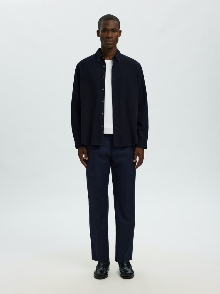 
                  
                    SLHREGNOAH Sky Captain Twisted Black Shirt
                  
                