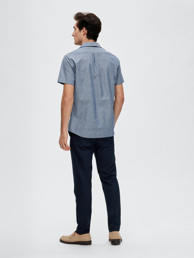 
                  
                    SLHREGSUN Resort-Hemd aus mittelblauem Denim
                  
                