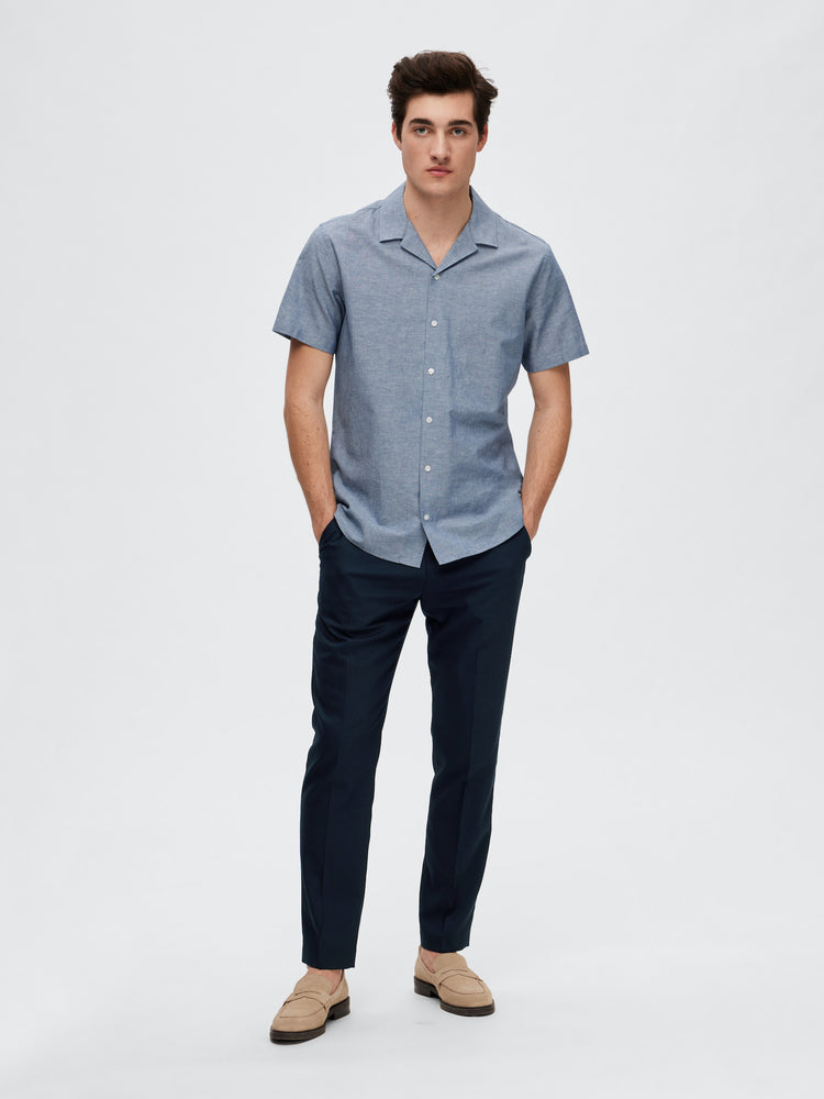 
                  
                    SLHREGSUN Resort-Hemd aus mittelblauem Denim
                  
                
