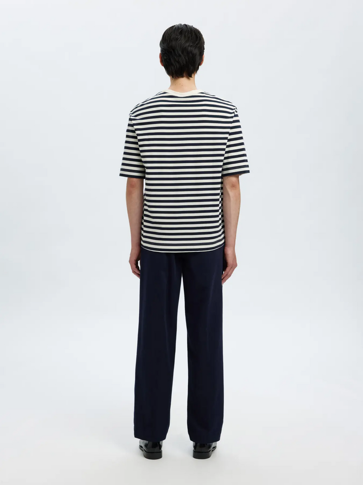 
                  
                    SLHRELAXDAN – Gestreiftes T-Shirt „Sky Captain“
                  
                