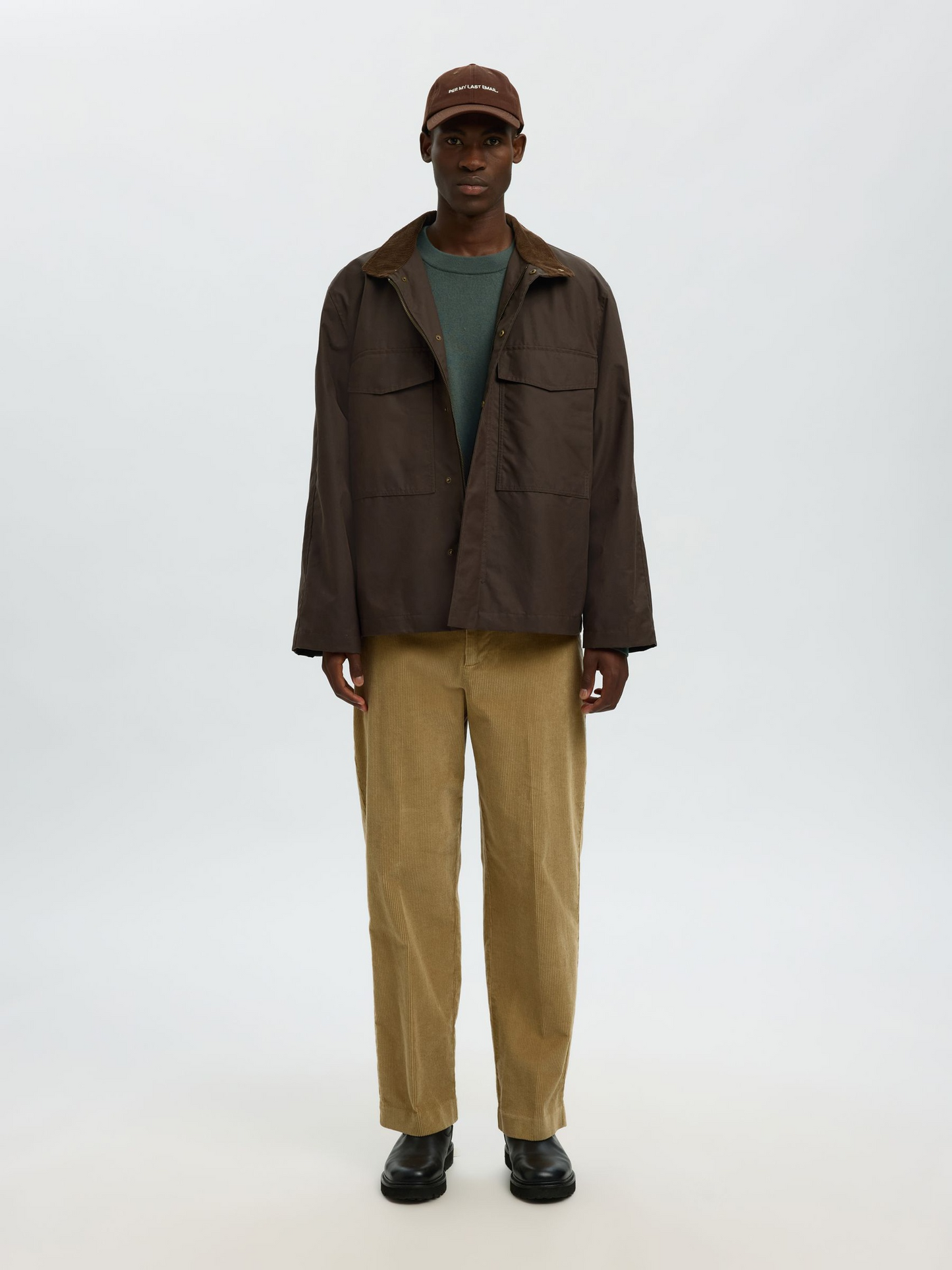 
                  
                    SLHTRAY Deep Forest Merino Relaxed Crew Jumper
                  
                