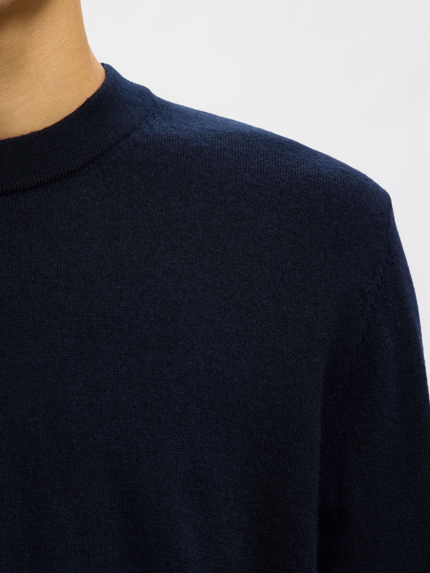 
                  
                    SLHTRAY Navy Blazer Merino Relaxed Crew Jumper
                  
                