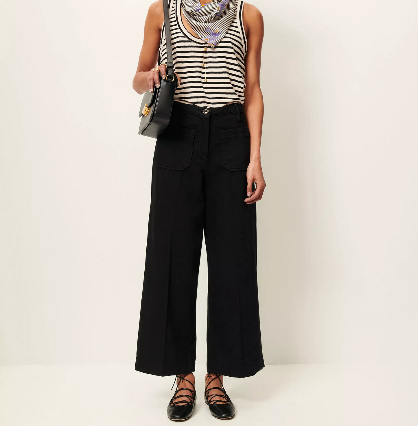 
                  
                    ALDRICKS Schwarze Hose
                  
                