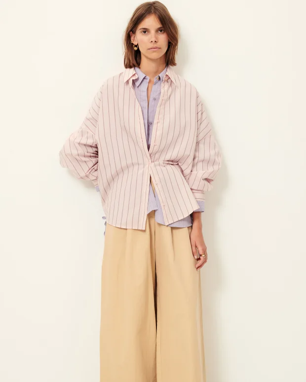 
                  
                    DAZIK Rosee Shirt
                  
                