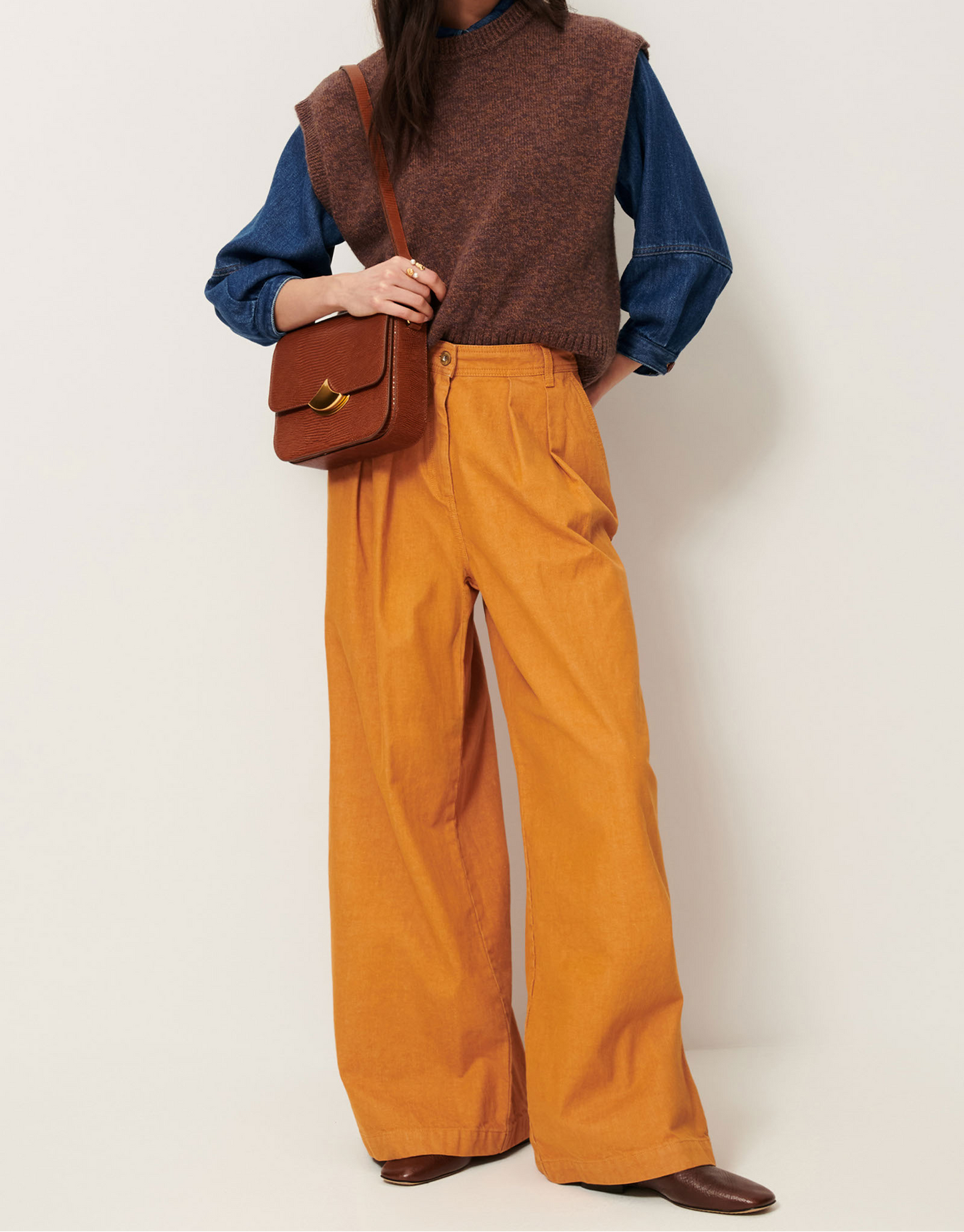 
                  
                    FABININO Agate Brown Merino Jumper
                  
                