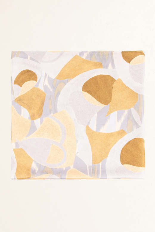 
                  
                    SCARVI Lilaglaze Utamika Printed Scarf
                  
                