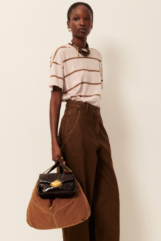 
                  
                    TOOLI Rosee Wide T-Shirt
                  
                