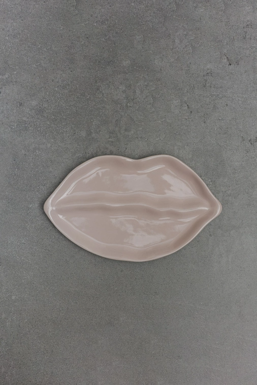 Pink Lip Plate