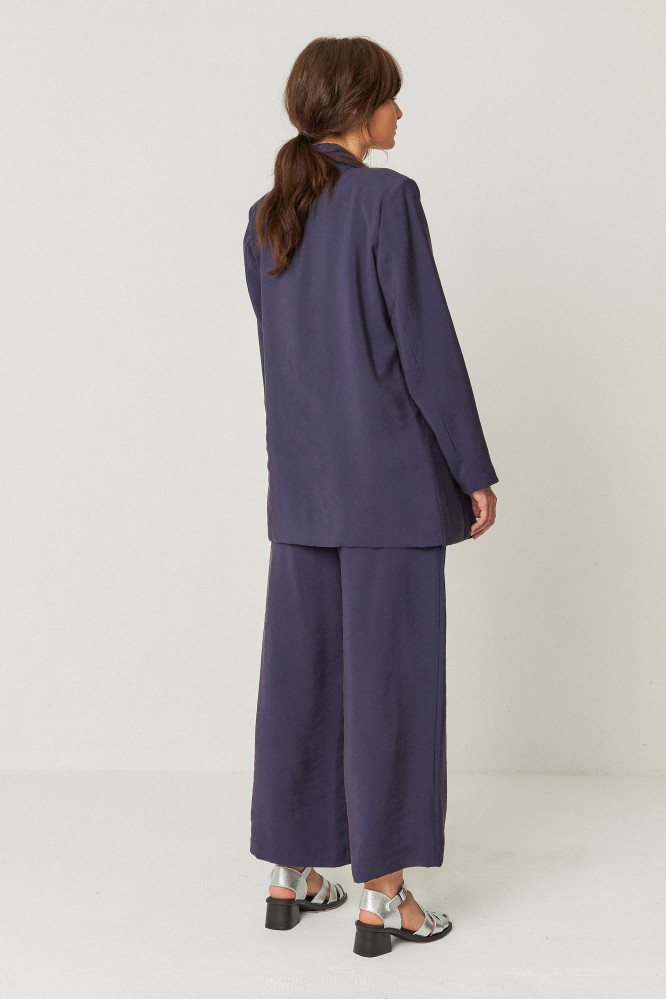 
                  
                    ATXA Marineblaue violette Jacke
                  
                