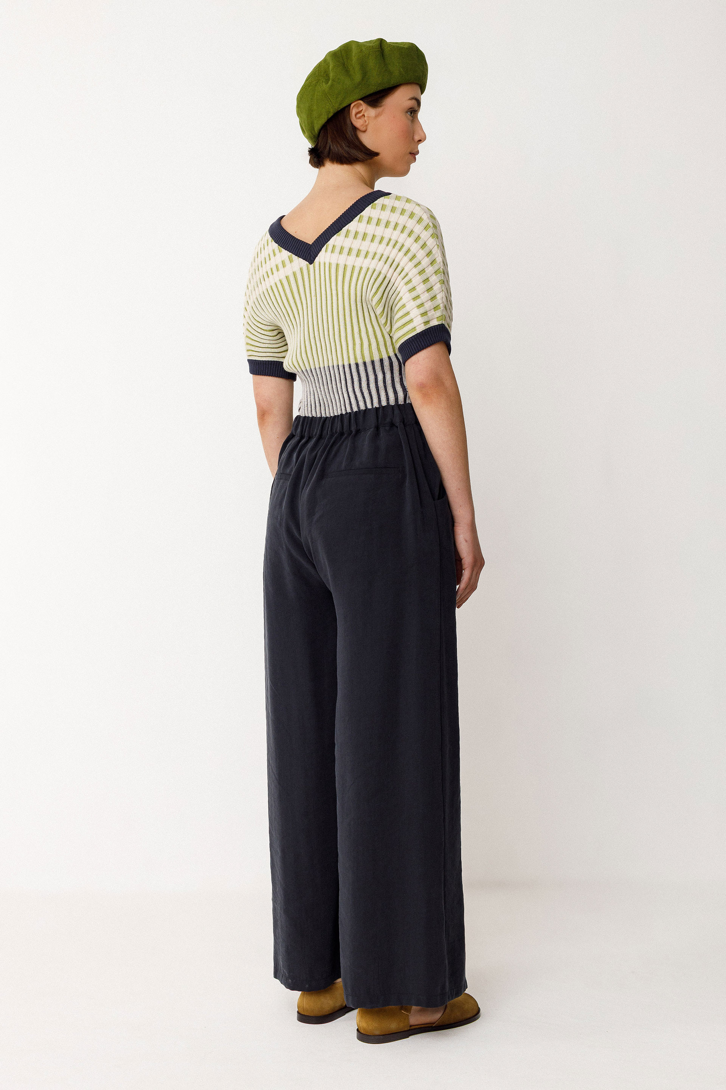 
                  
                    KLODIN Schwarze Hose
                  
                