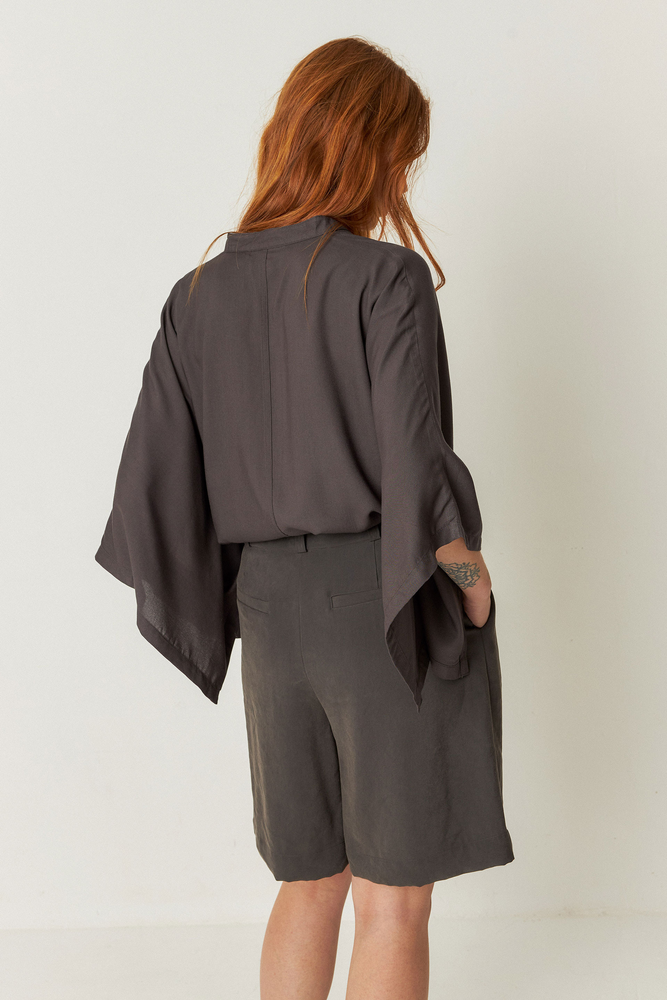 
                  
                    LAIDA Dark Khaki Shorts
                  
                