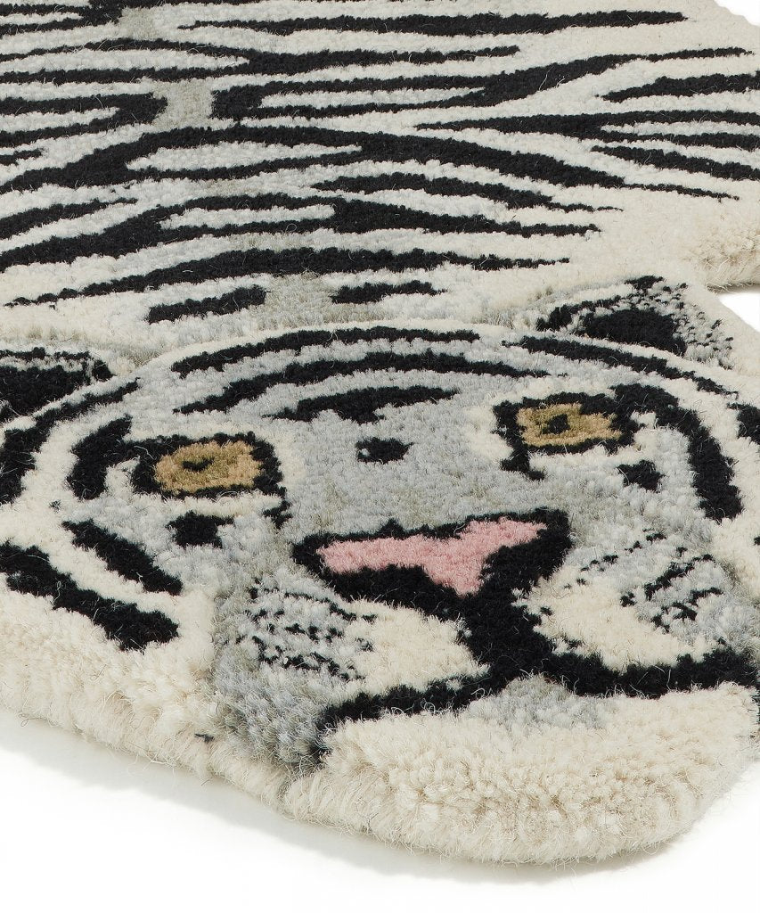 
                  
                    SNOWY Small Tiger Rug
                  
                
