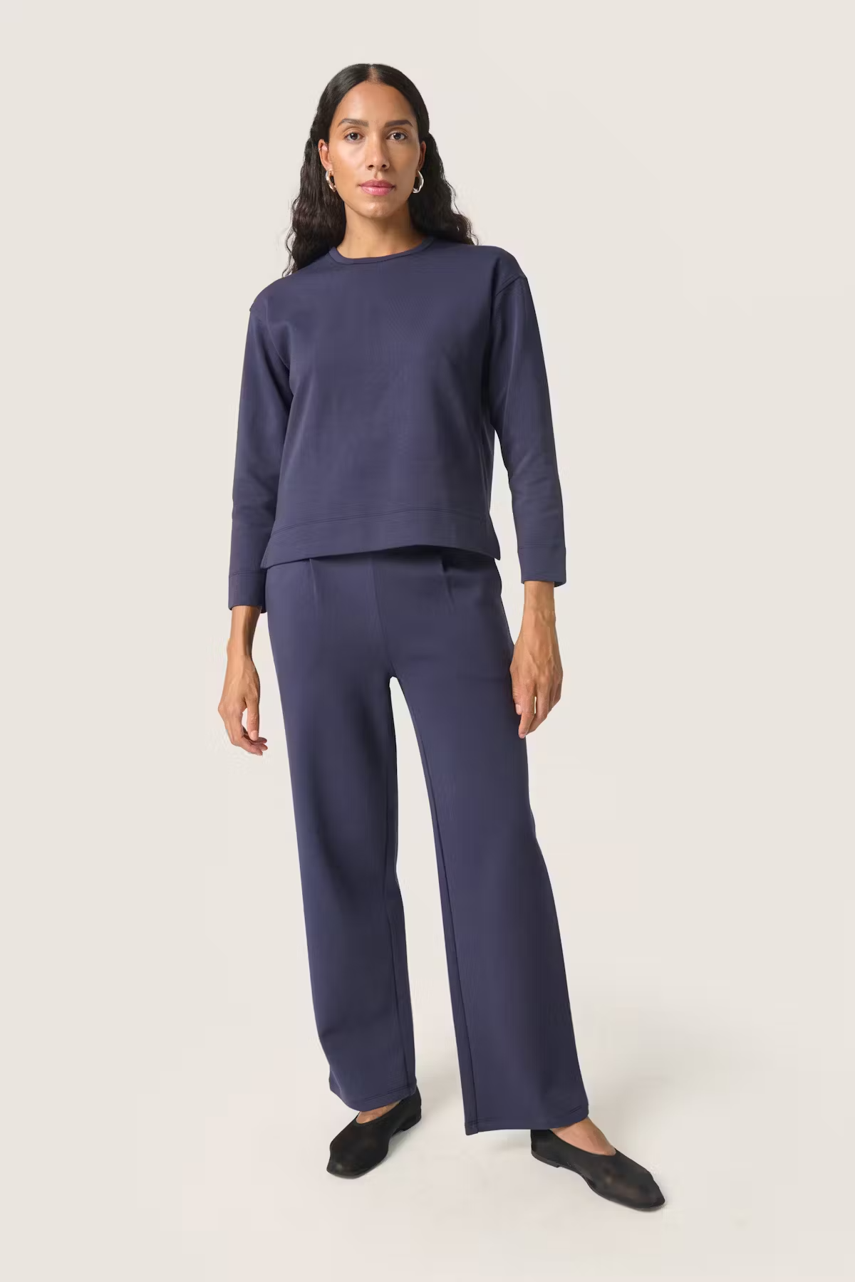 
                  
                    SLMAGANA JUNIA Nachthimmelpullover
                  
                