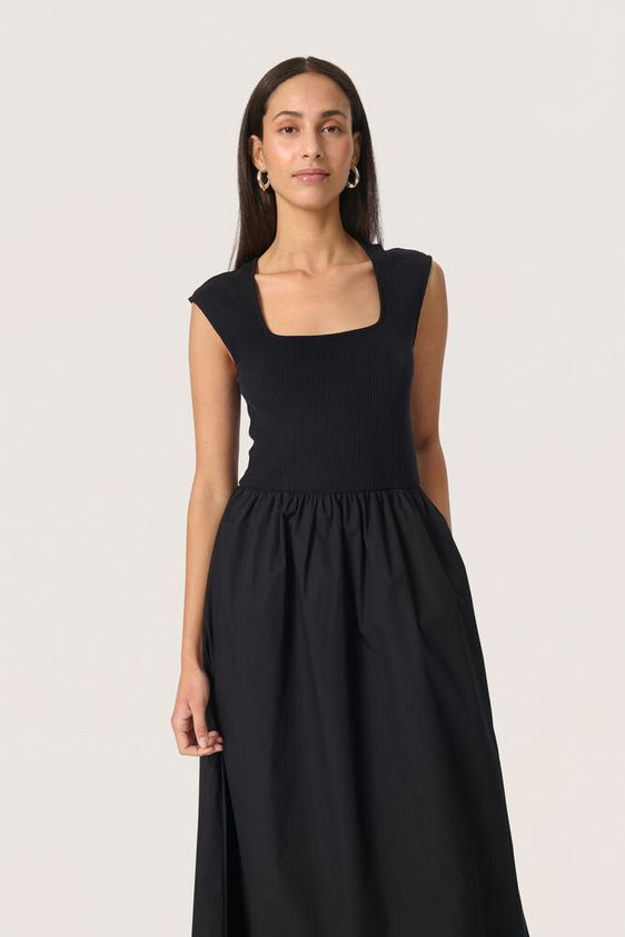 
                  
                    SLSIMONE PHOEBE Black Jersey Dress
                  
                