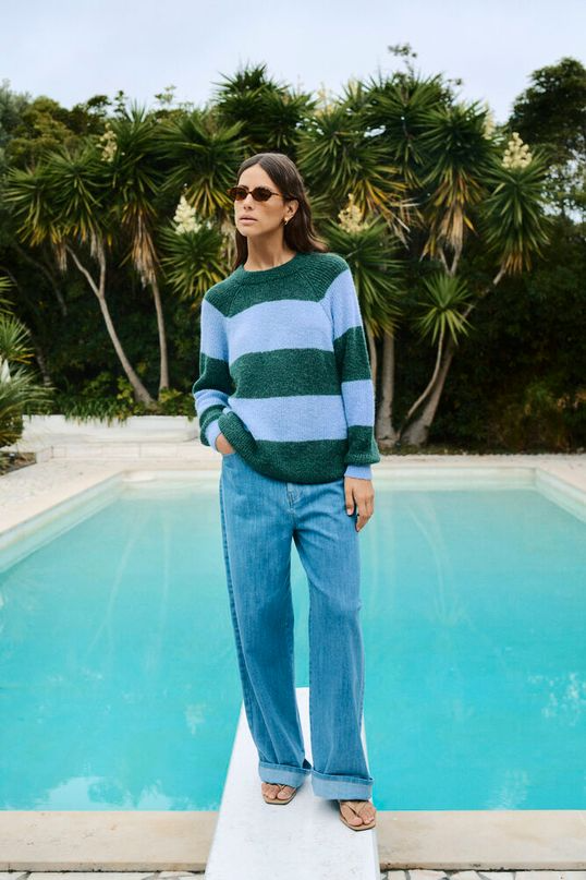 
                  
                    SLTUESDAY Green Hydrangea Stripe Raglan Jumper
                  
                