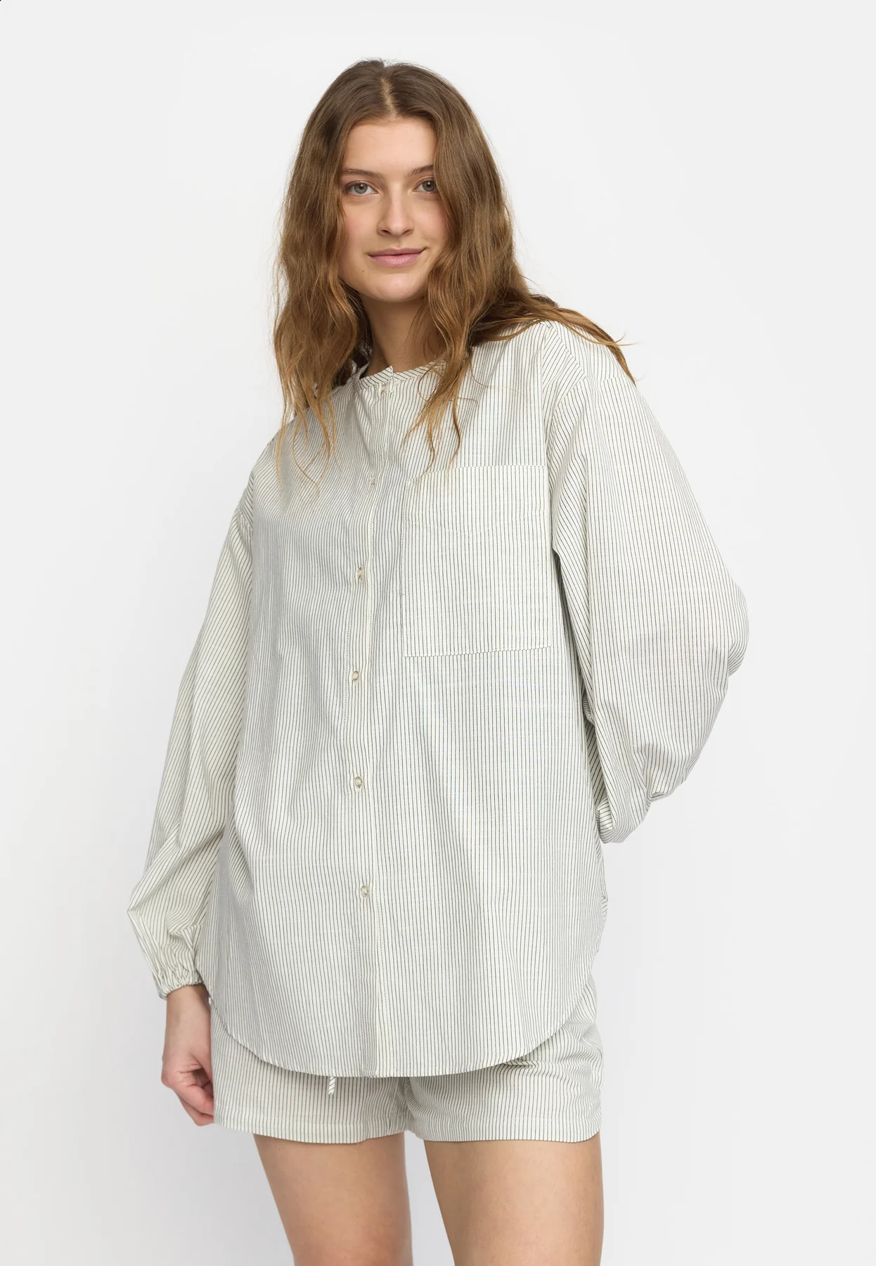 
                  
                    SREBBI Arctic Wolf Shirt
                  
                
