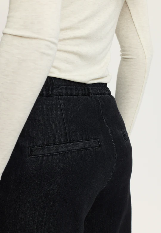 
                  
                    SRKEIRA Washed Phantom Trousers
                  
                