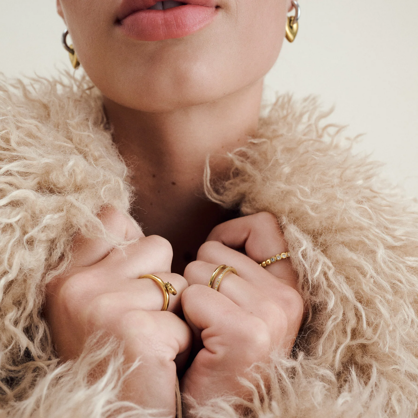 
                  
                    ISELIN Gold Heart Ring
                  
                