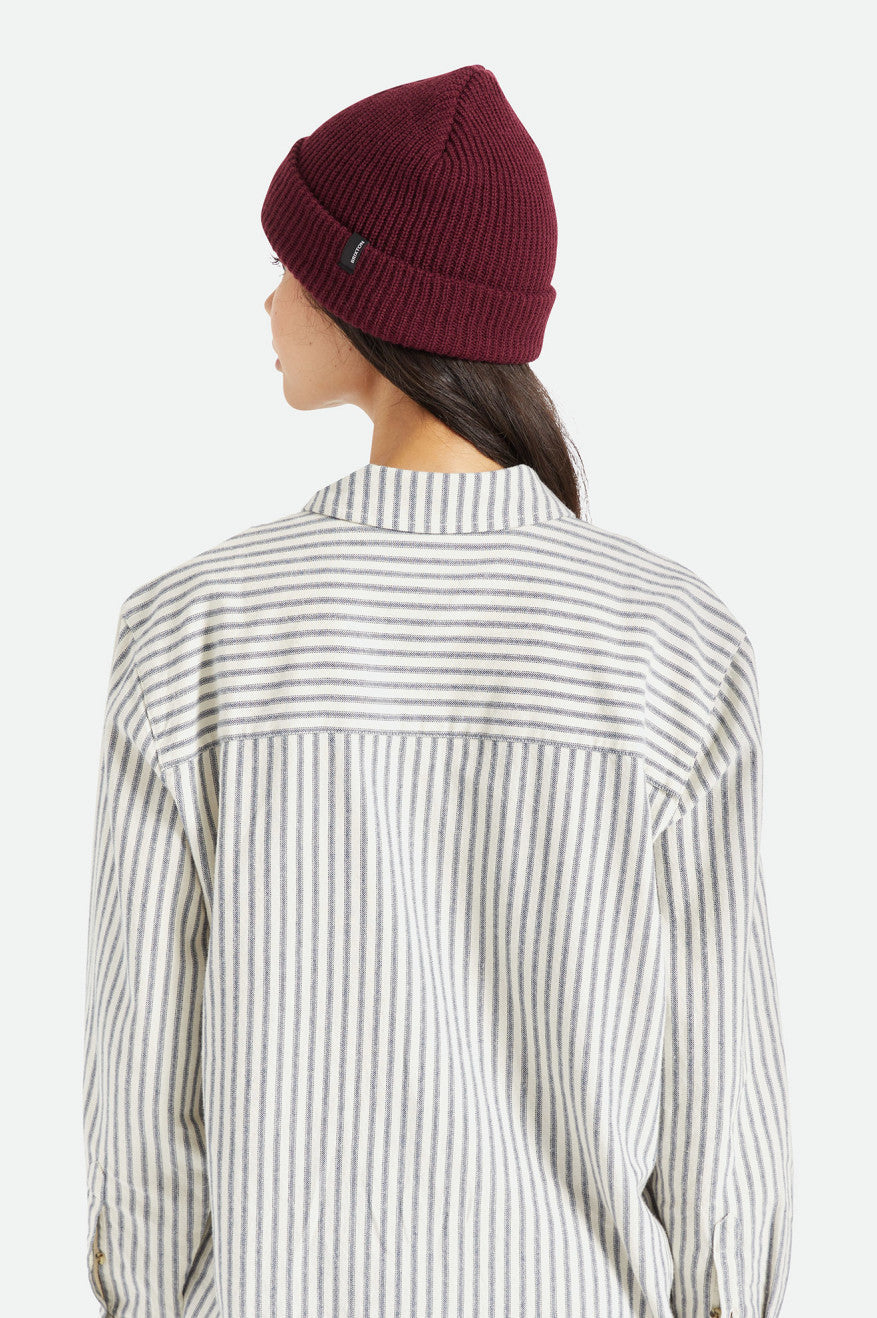 
                  
                    HEIST Mahogany Beanie
                  
                