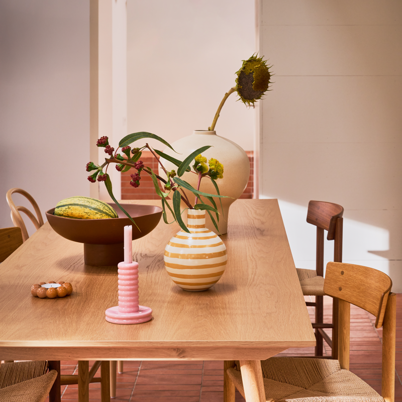 
                  
                    KABELO Mellow Rose Kerzenhalter
                  
                