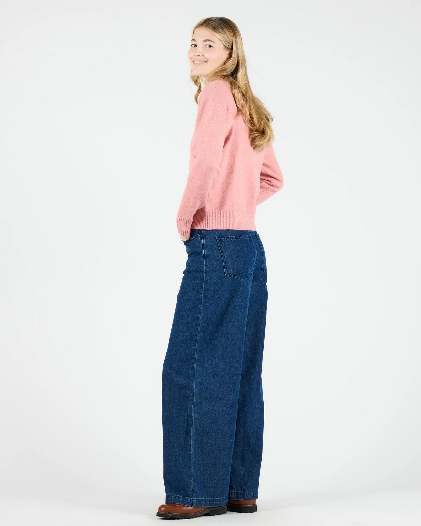 
                  
                    RUTH Pink Knit Cardigan
                  
                