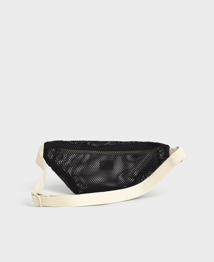 
                  
                    Onxy Waist Bag
                  
                