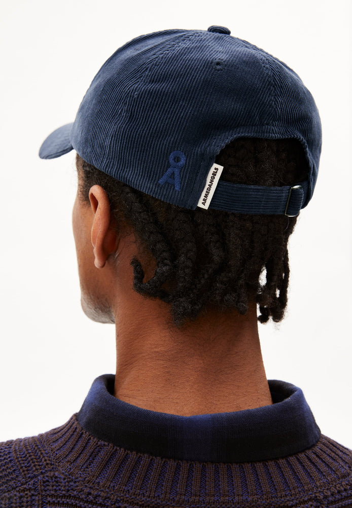
                  
                    YENAAS CORDUROY Night Sky Cap
                  
                