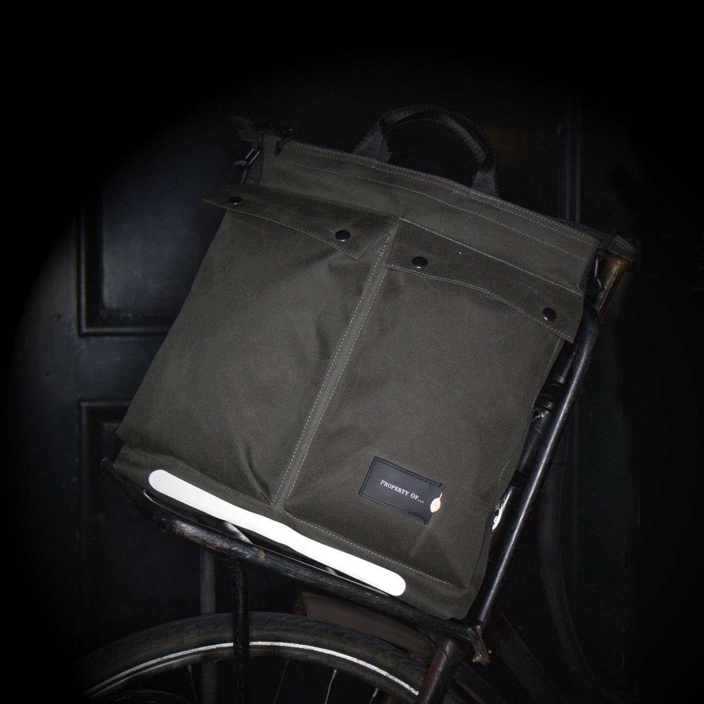 
                  
                    ZOE Coal Bike 22.3 Backpack
                  
                