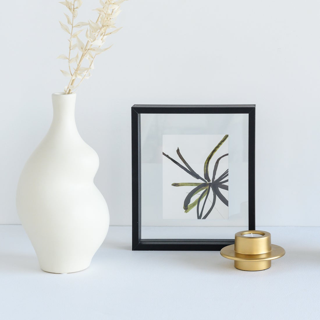 
                  
                    Medium Black Floating Minimalism Frame
                  
                